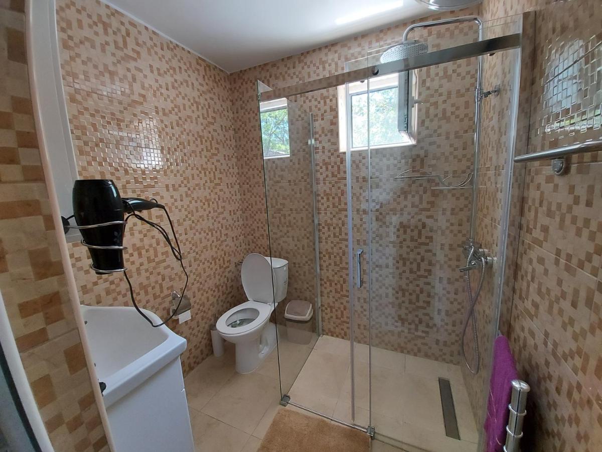 Fenix Apartment & Rooms Vinci Ngoại thất bức ảnh